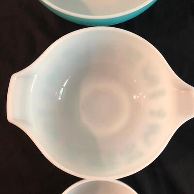 Vintage Pyrex Amish Butterprint Cinderella Turquoise 3 Nesting Bowls (K-JF)