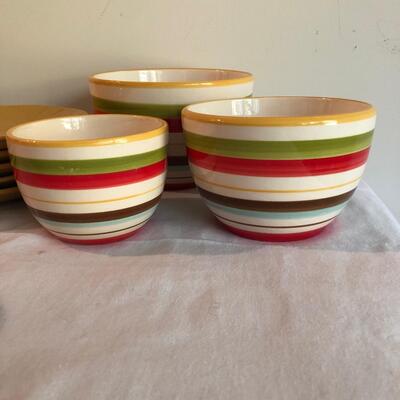 Pfaltzgraff & More Plates, Mugs, Canister, Bowls & Dip Server (K-JF)