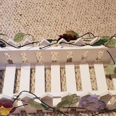 Mikasa wood picket fence planter