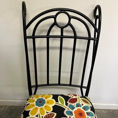 Four Metal Chairs with Padded Seats (G-MG)