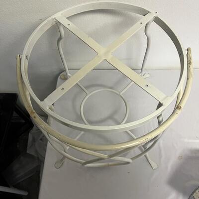 Metal Chair, Table Lamp & More (G-MG)