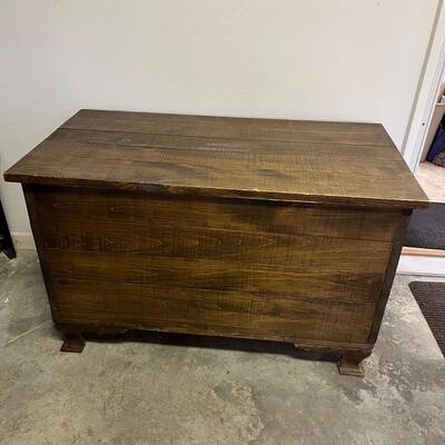 Wooden Trunk (G-MG)