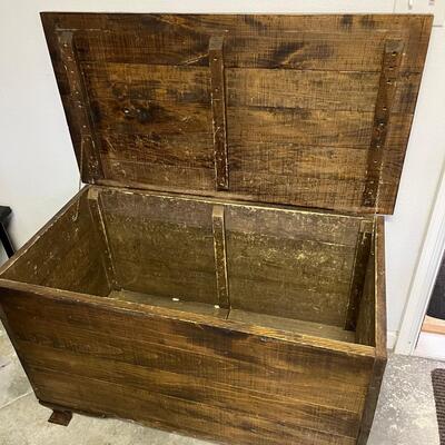 Wooden Trunk (G-MG)
