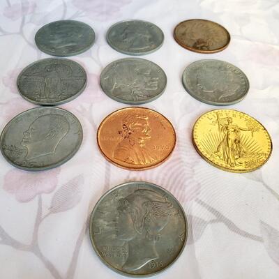 10pc VINTAGE LARGE COINS COLLECTION