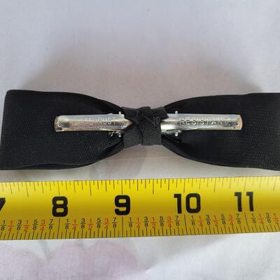 VINTAGE CLIP ON TIE