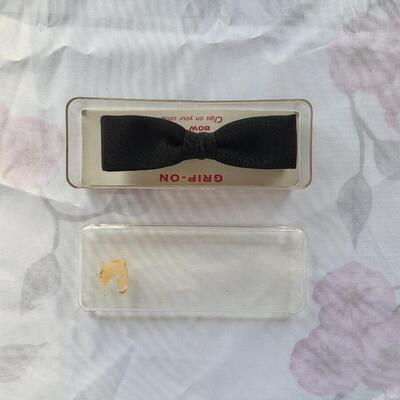 VINTAGE CLIP ON TIE