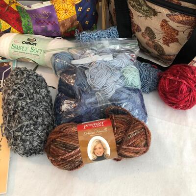 Lots of Yarn, Two Sewing Bags & More (DR-KM)