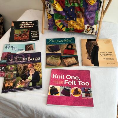 Lots of Yarn, Two Sewing Bags & More (DR-KM)