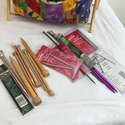 Lots of Yarn, Two Sewing Bags & More (DR-KM)