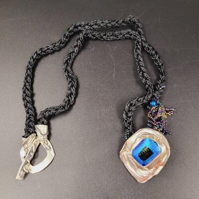 HANDMADE SILVER WOVEN GLASS NECKLACE