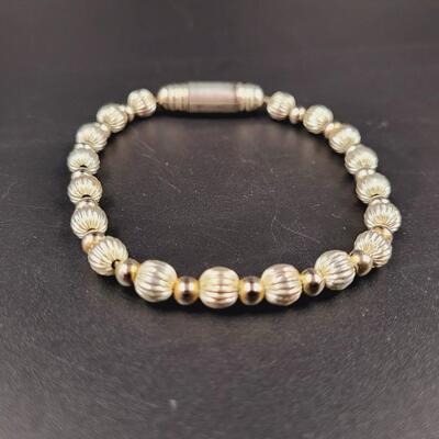 SILVER TONED MAGNETIC BRACELET
