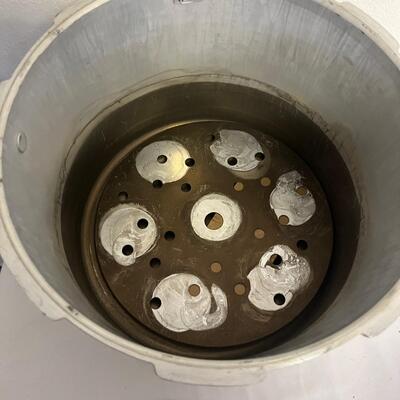 Presto 17 Quart Pressure Cooker & Canning Supplies (G-MG)