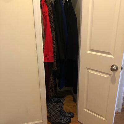 7 Ladies Coats Sizes M & L (Landâ€™s End, London Fog & More) & Size 10 Rubber Boots (H-KM)