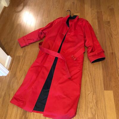7 Ladies Coats Sizes M & L (Landâ€™s End, London Fog & More) & Size 10 Rubber Boots (H-KM)