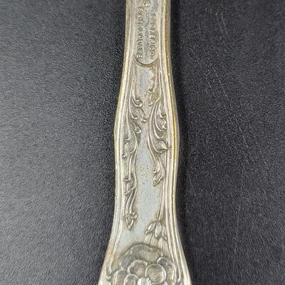 ANTIQUE SILVERPLATE ATLAS SILVER CO. BUTTER KNIFE