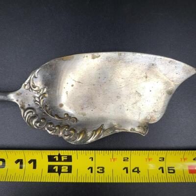 US SILVER CO. SILVERPLATE  SERVING UTENSIL