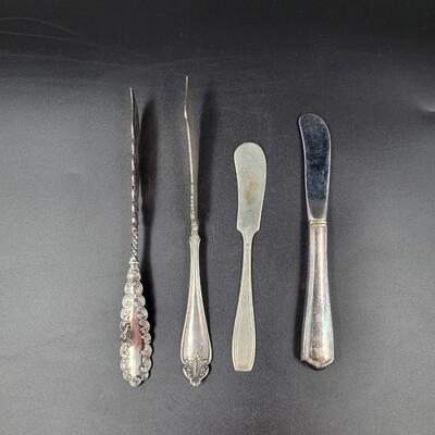 SILVER PLATE BUNDLE OF KNIVES