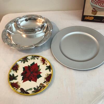 Xmas Table Linens, Serving Dishes, Dessert Plates & More (PR-KM)