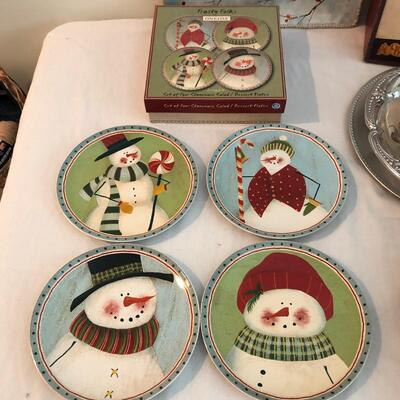 Xmas Table Linens, Serving Dishes, Dessert Plates & More (PR-KM)