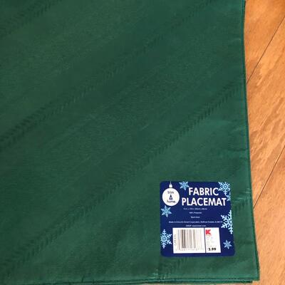 Xmas Table Linens, Serving Dishes, Dessert Plates & More (PR-KM)