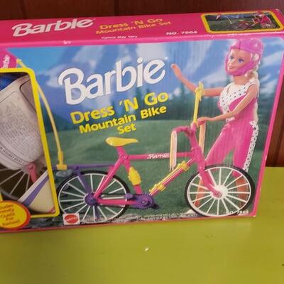 Barbie mtn bike set