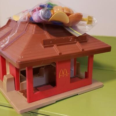 Vintage mcDonalds store