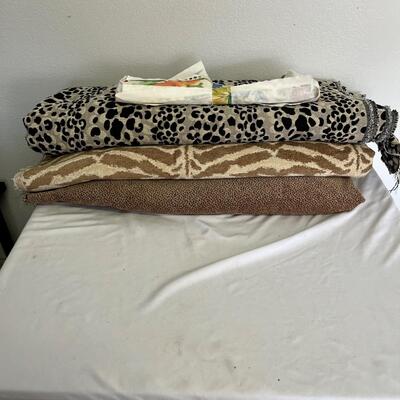 Animal Print Fabric (G-MG)