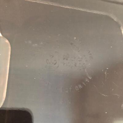 6 Glass Pyrex Dishes & 2 Measuring Cups (PR-KM)