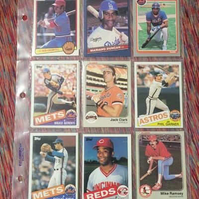 BASEBALL CARDS IN SLEEVE LOT #3
