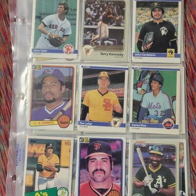 BASEBALL CARDS IN SLEEVE LOT #3