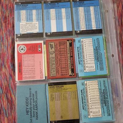 BASEBALL CARDS IN SLEEVE LOT #7