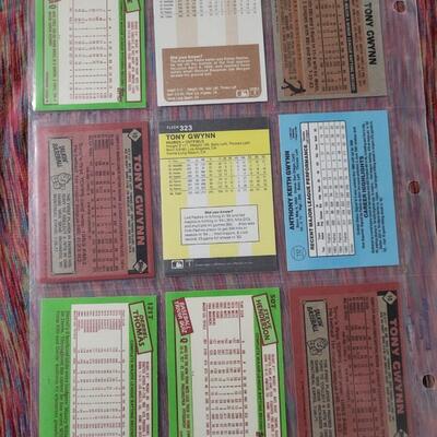 BASEBALL CARDS IN SLEEVE LOT #7