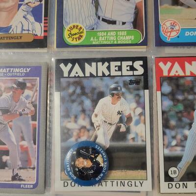 BASEBALL CARDS IN SLEEVE LOT #9