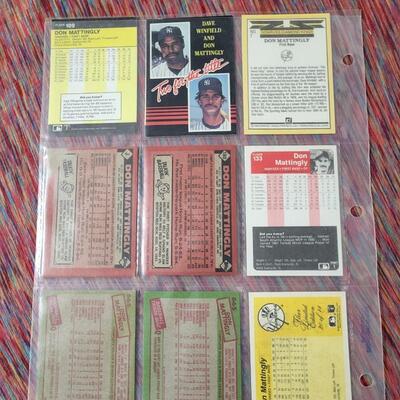 BASEBALL CARDS IN SLEEVE LOT #9