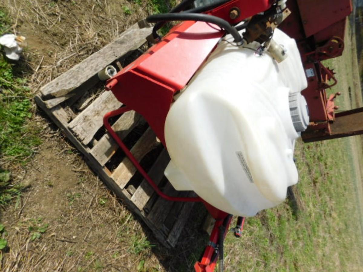 Fimco 3 Point 65 Gallon Sprayer Tank with 10ft Spray Span 14 Gallon Per