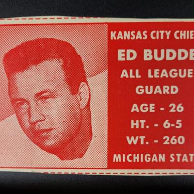 VINTAGE CHIEF FOOTBALL CUT OUT CARDS