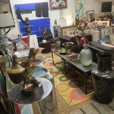 Mid-Century Art - Ceramics Pottery and Glass