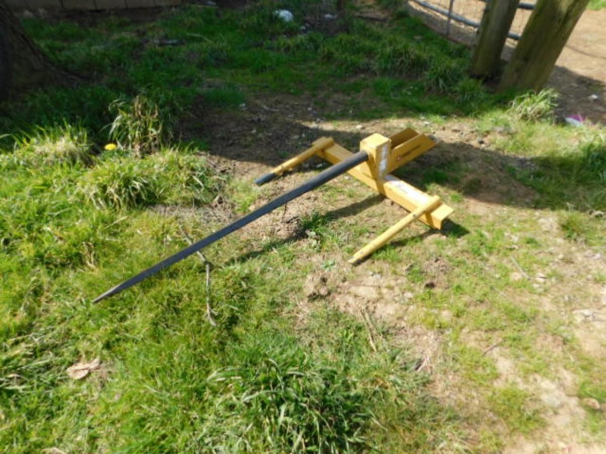 Triple Prong Bucket Mount Hay Bale Spear