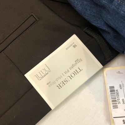 Women Size 16 Dress Pants, Jeans & More Includes New With Tags (MBB-JF)