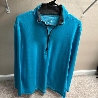 16 Colorful Women's Casual XL & 1X Lightweight Zippered Tops (MBB-JF)