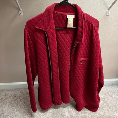 16 Colorful Women's Casual XL & 1X Lightweight Zippered Tops (MBB-JF)