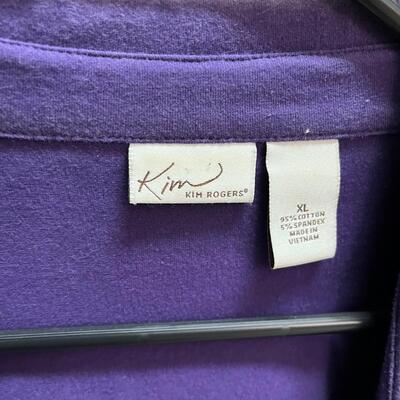 16 Colorful Women's Casual XL & 1X Lightweight Zippered Tops (MBB-JF)