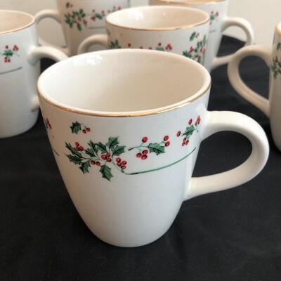 Gibson Christmas Dinnerware (PR-KM)