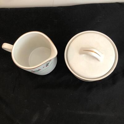 Gibson Christmas Dinnerware (PR-KM)