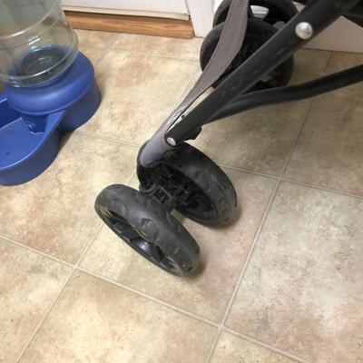 Pet Gear Stroller, Covered Litter Box, Cat Scratcher & More (PR-KM)