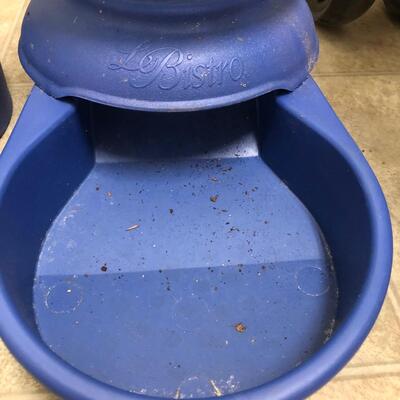 Pet Gear Stroller, Covered Litter Box, Cat Scratcher & More (PR-KM)