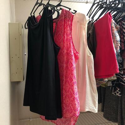 Dressy & Casual Women's Clothing Sizes XL & 1X  (MBB-JF)