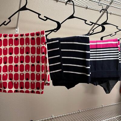 Dressy & Casual Women's Clothing Sizes XL & 1X  (MBB-JF)