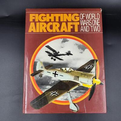 FIGHTING AIRCRAFT WORLD WAR 1 & 2 HARDBACK BOOK