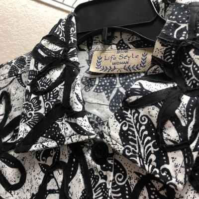 Chico's & More Short/Long Sleeve Tops (33 Total) Sizes XL & More (MBB-JF)